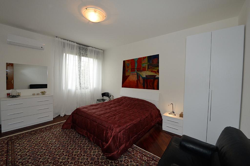 Tintoretto Inn B&B Рим Екстериор снимка