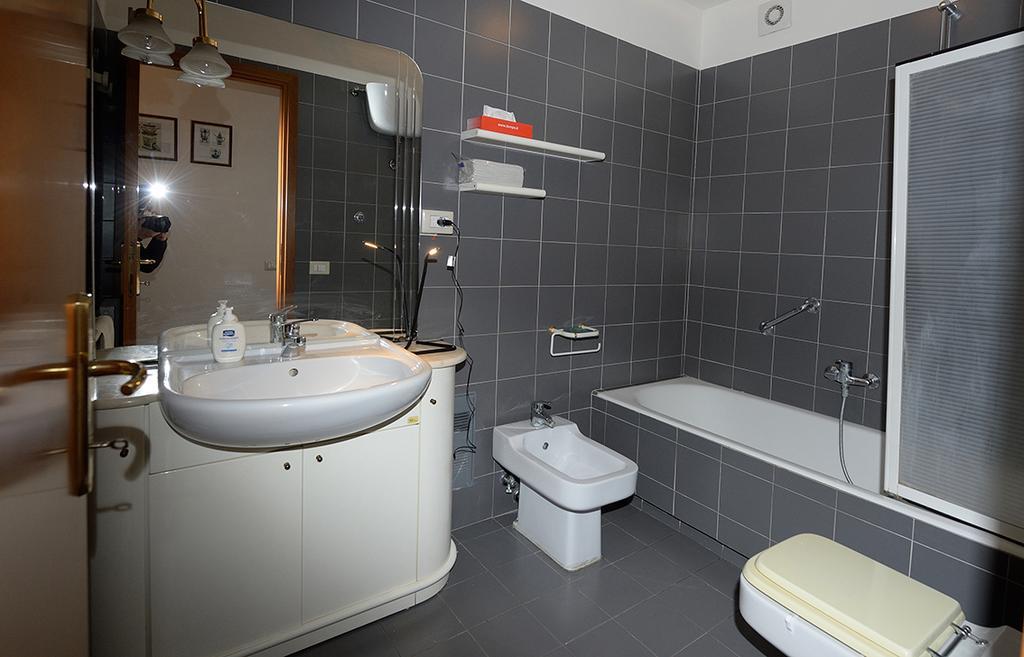 Tintoretto Inn B&B Рим Екстериор снимка